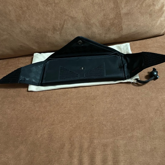 SOLD—Sonia G Brush Envelope - Picture 5 of 5